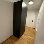Apartment Innsbrucker Platz 3