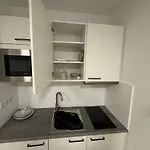 Apartment Innsbrucker Platz 3