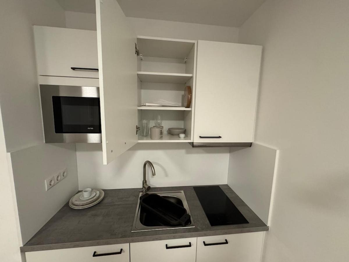 Apartment Innsbrucker Platz 3